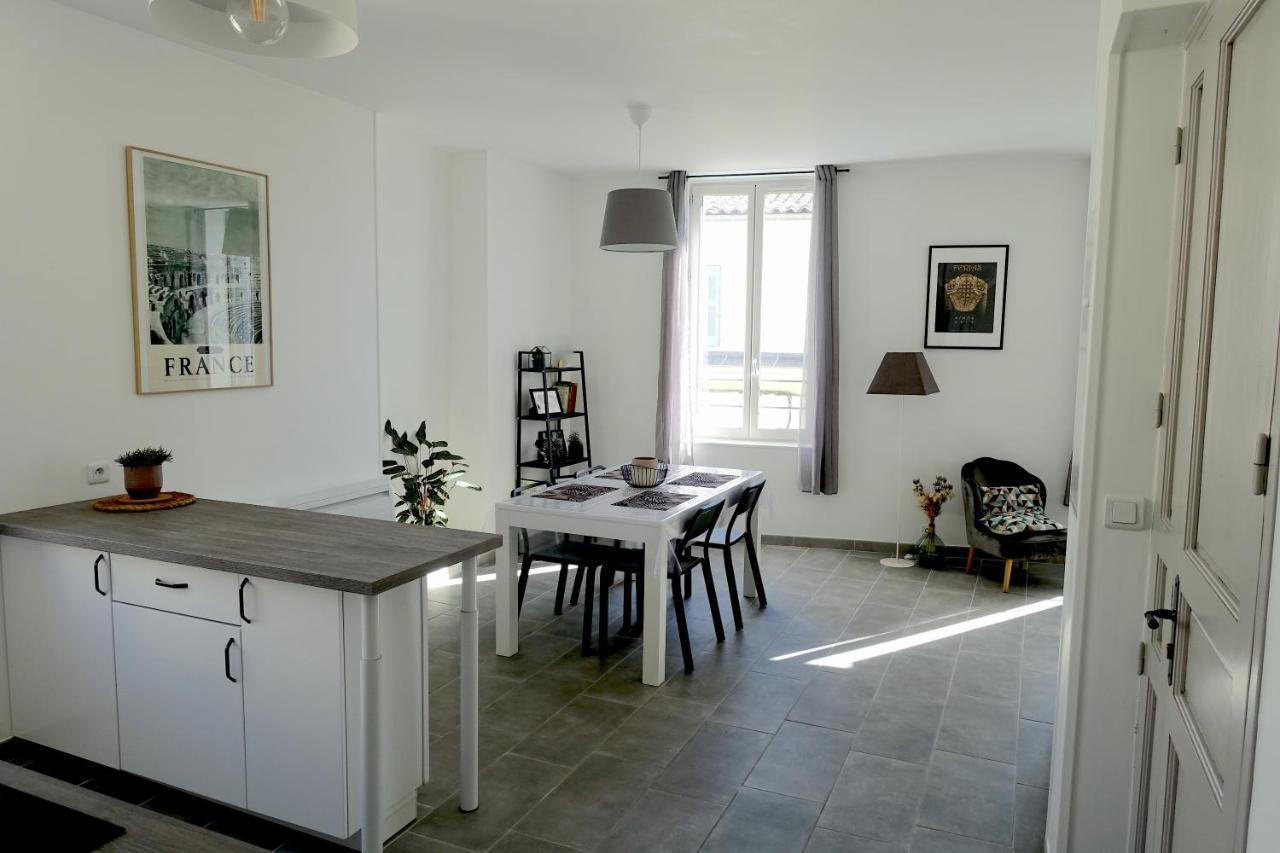 Maison Carree/Coeur Historique De Nimes - Superbe Appt 55M² Eksteriør billede