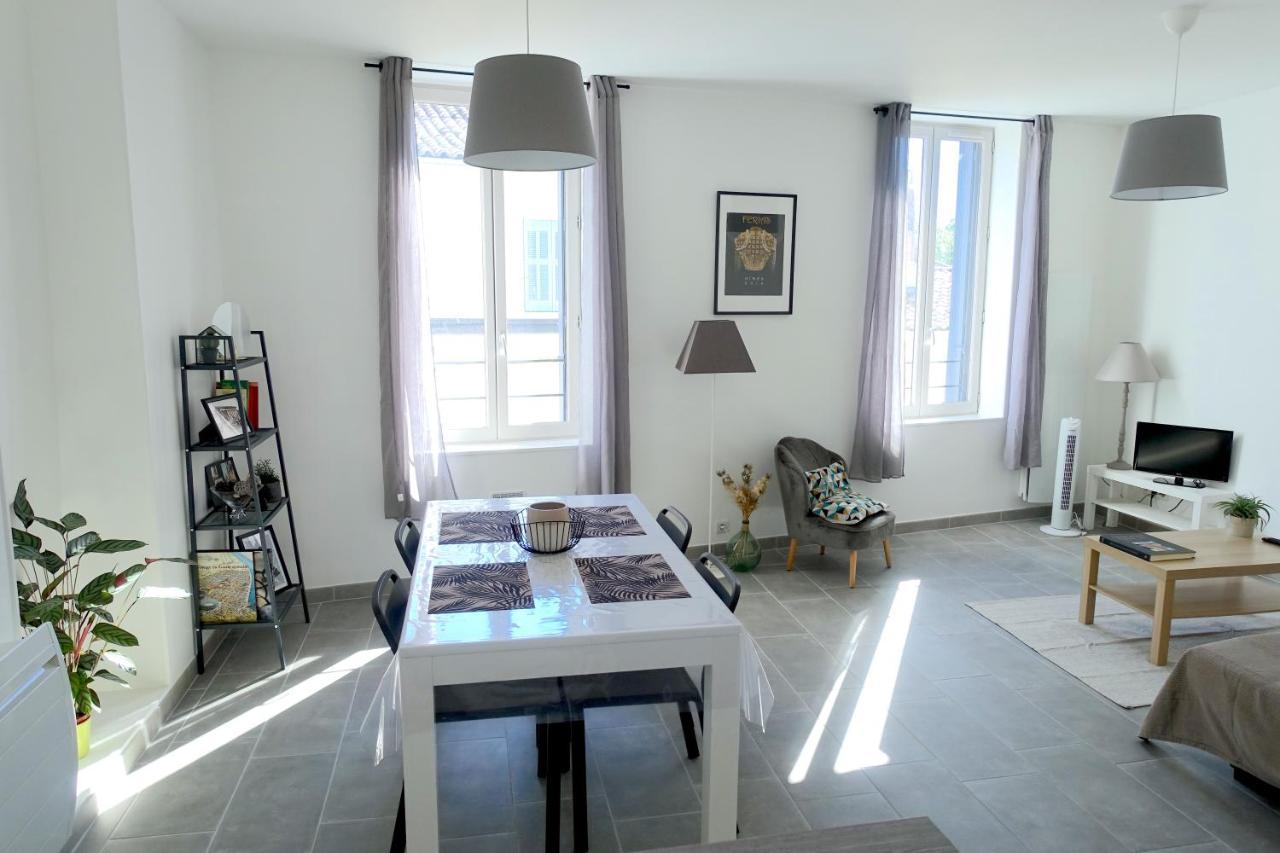 Maison Carree/Coeur Historique De Nimes - Superbe Appt 55M² Eksteriør billede